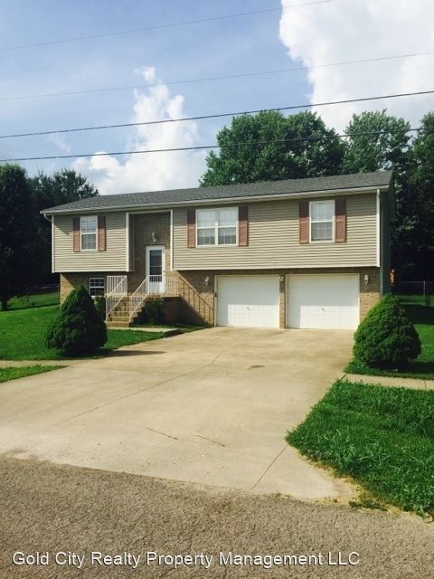 Building Photo - 3 br, 2.5 bath House - 206 Airport Road
