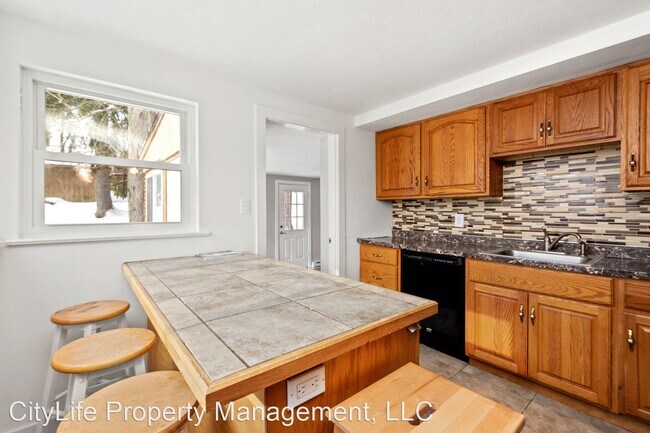 Building Photo - 3 br, 1 bath House - 316 Beulah Road