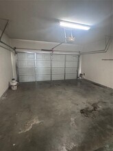 Building Photo - 6213 Stoney Creek Dr