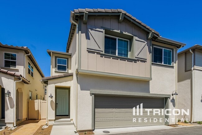 Building Photo - 31657 Luther Dr
