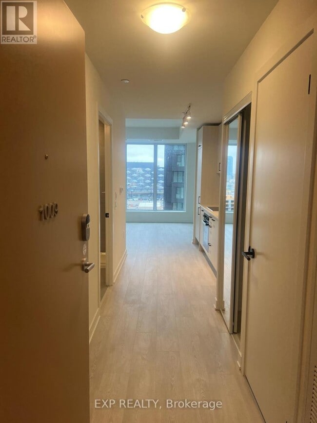 Building Photo - 1 Quarrington Ln