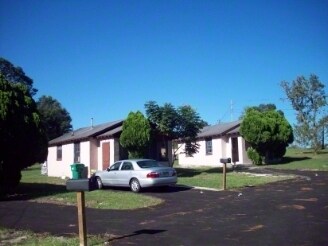 Primary Photo - 4748 N Highway 17