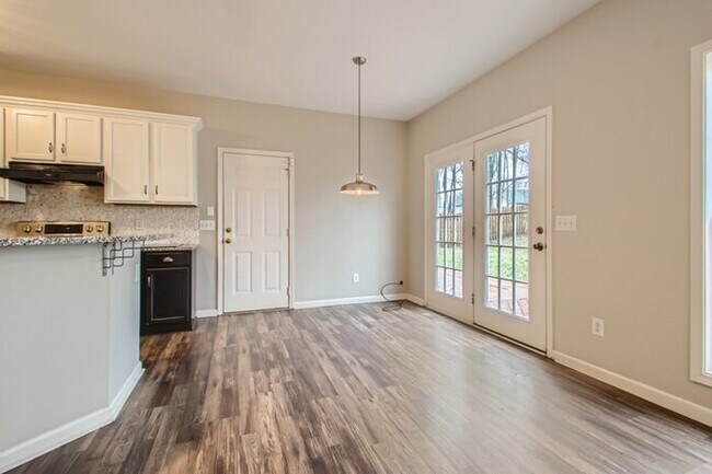 Foto del edificio - 1241 Andrew Donelson Drive, Hermitage, TN,...