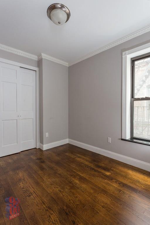 Foto principal - 318 E 106th St
