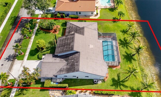 Foto del edificio - 721 NW 193rd Ave