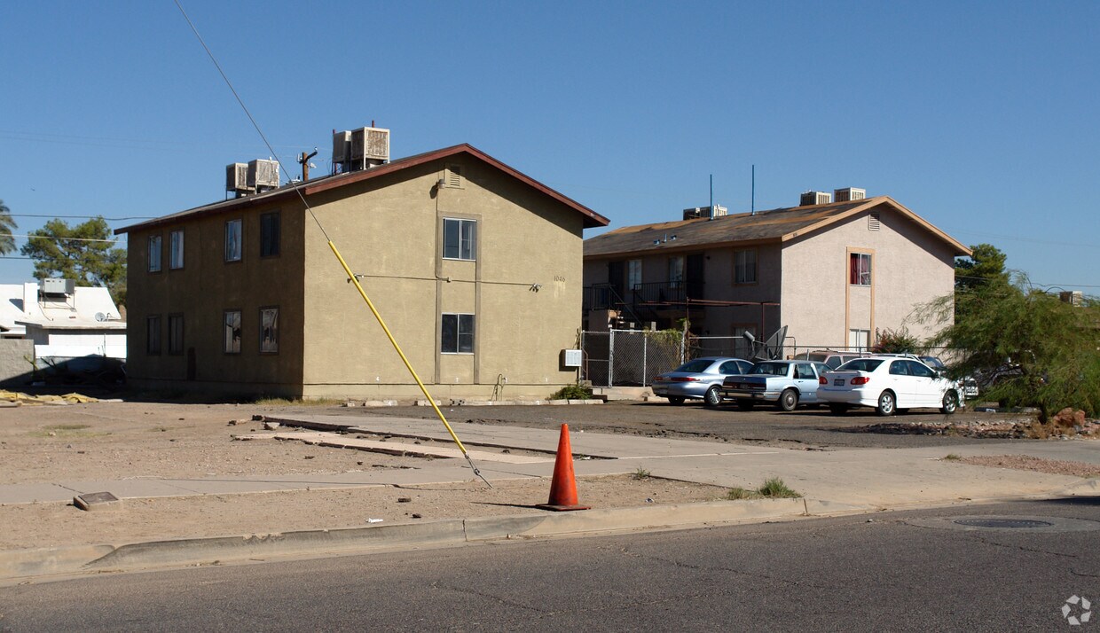 Foto principal - 1046-1066 W Polk St