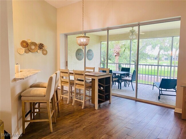 Foto del edificio - 25240 Pelican Creek Cir
