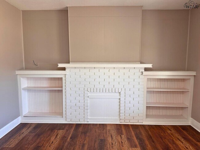 Foto del edificio - 1710 Monroe St