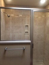 Building Photo - 412 Lochridge Dr