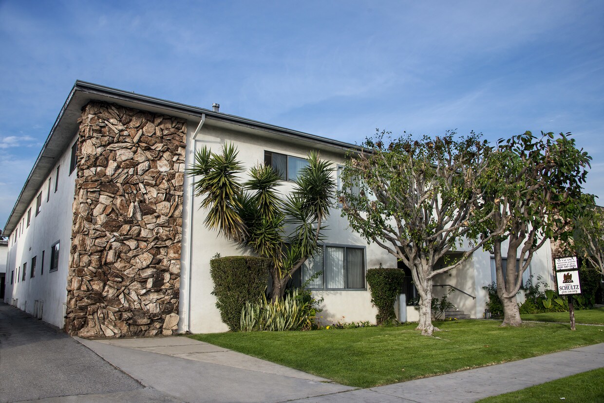 919 E Acacia Ave, Glendale, CA 91205 Apartments in Glendale, CA