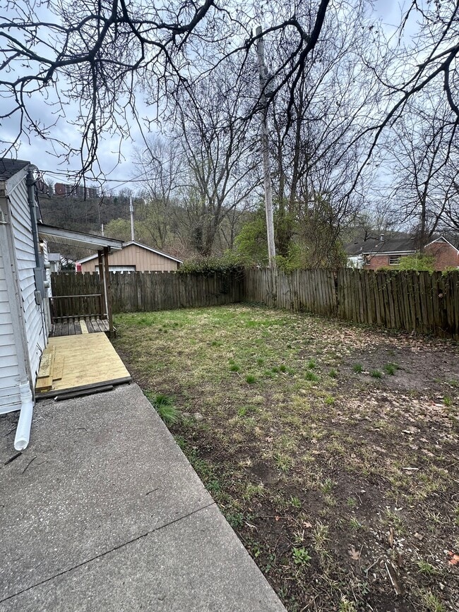 Building Photo - 114 Spring St