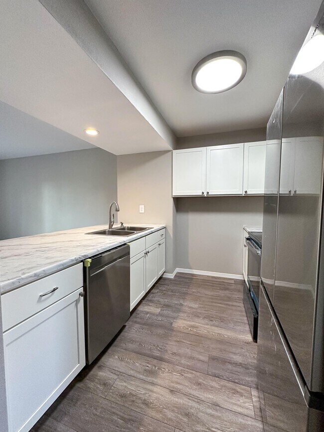 Foto del edificio - 2321 Lexington Village Ln