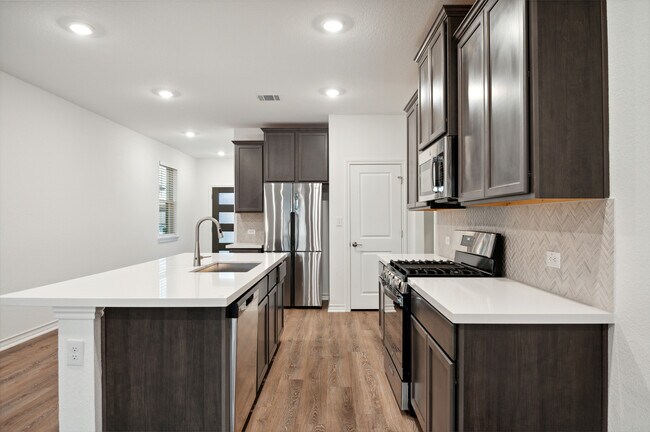 Building Photo - 311 Papaya Dr