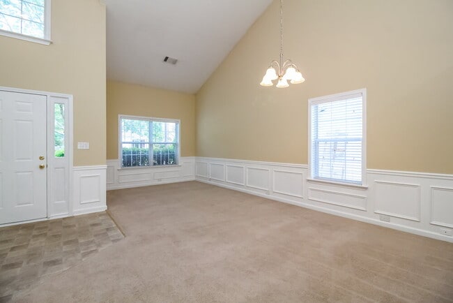 Building Photo - 1468 Evanston Ln