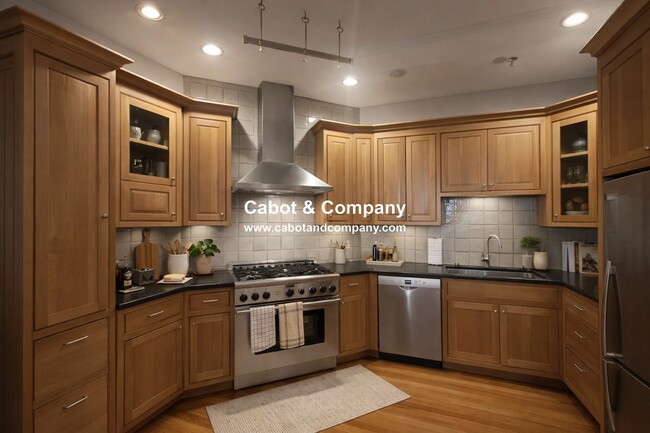 Building Photo - 290 Commonwealth Ave