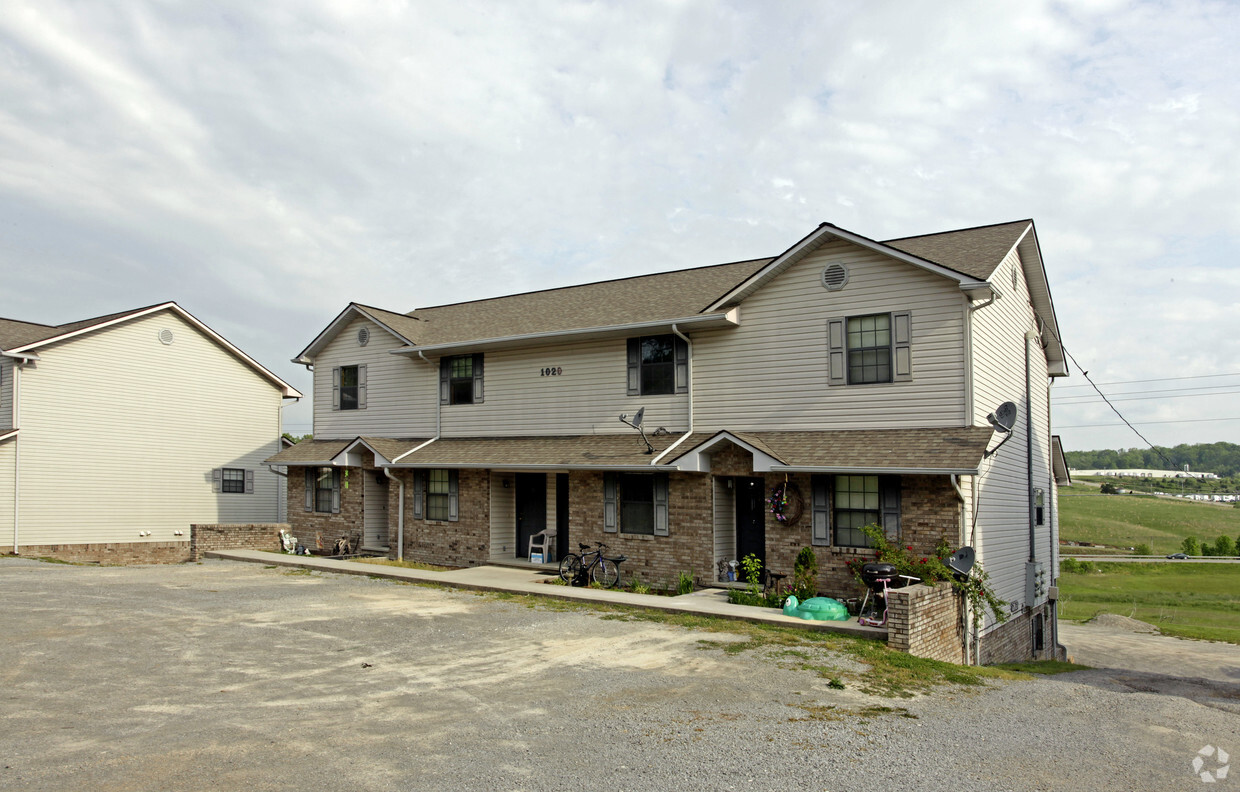Primary Photo - 1020 Old Tn-33