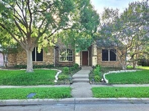 Building Photo - 3209 Avery Ln