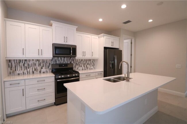 Building Photo - 7020 Mistral Way
