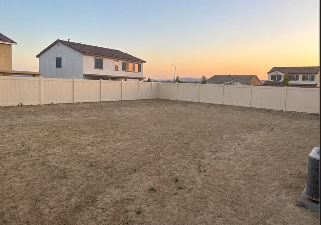 Building Photo - 1179 Mandrake Cove
