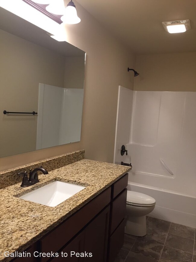 Building Photo - 3 br, 2 bath House - 4431 Glenwood Dr