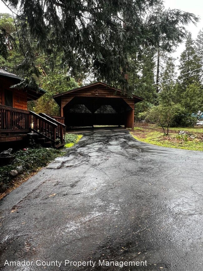 Building Photo - 2 br, 1 bath House - 25550 Buckhorn Ridge Rd