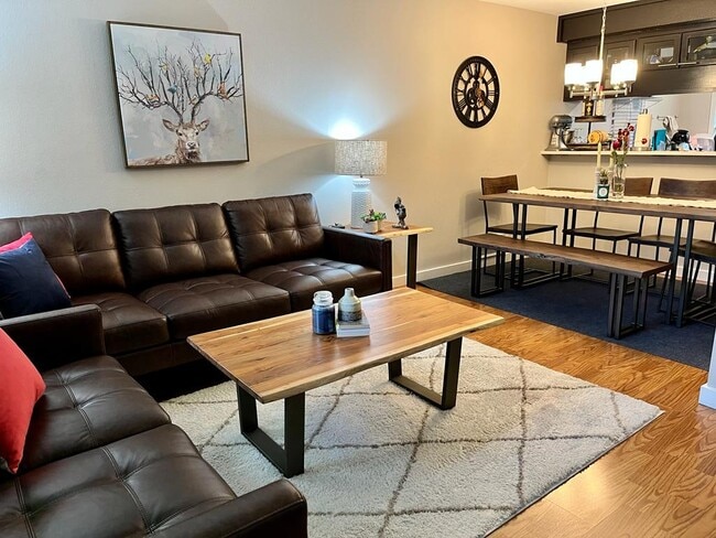 Building Photo - 1526 192nd St SE