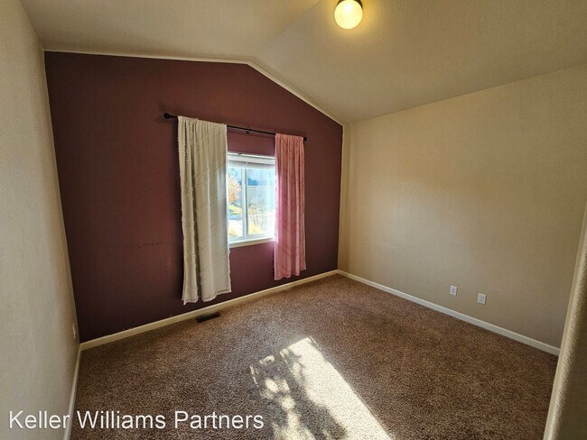 Foto del edificio - 5 br, 3 bath House - 6902 Alliance Loop