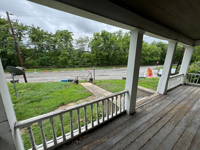 Foto del edificio - 1025 Ferdinand Ave SW