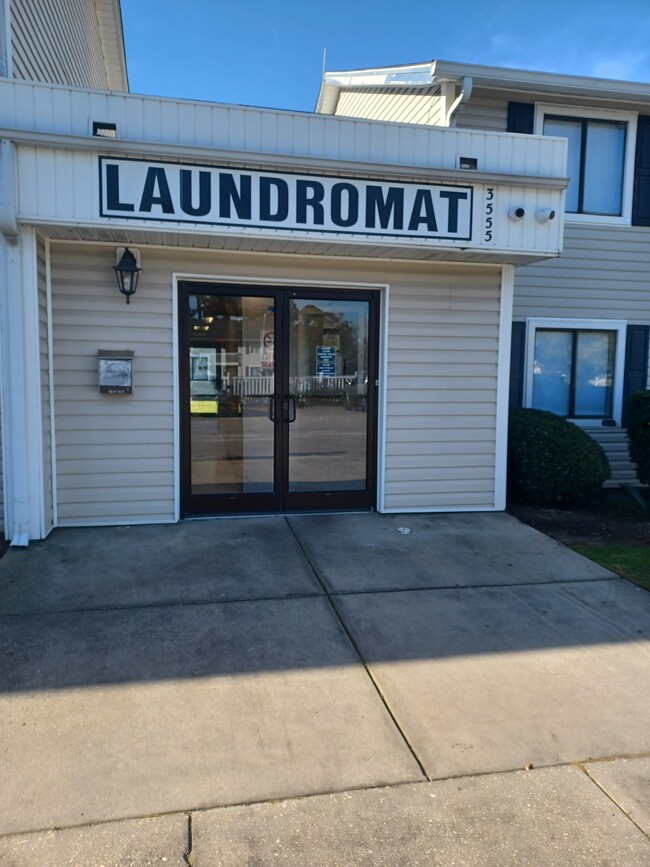 Laundromat - 3555 SC-544