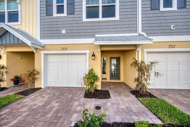Building Photo - 2513 Coral Ct.