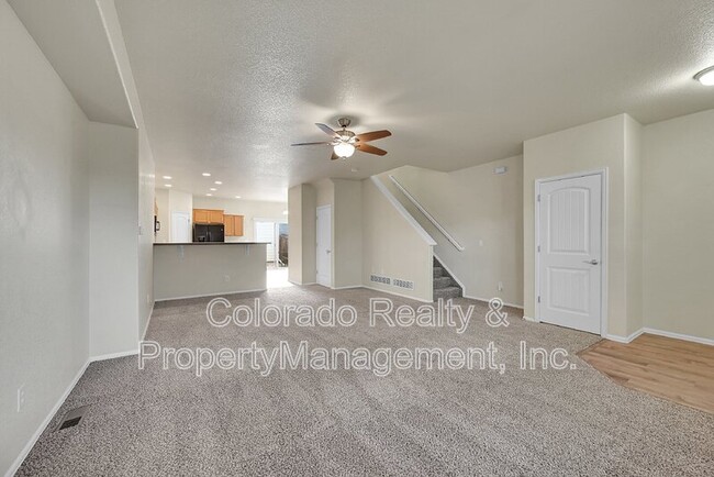 Building Photo - 10178 Silver Stirrup Drive