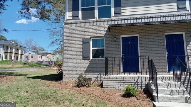 Building Photo - 2156 Park Terrace