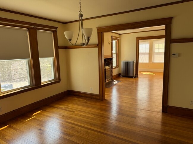 Building Photo - 20 Colbert St