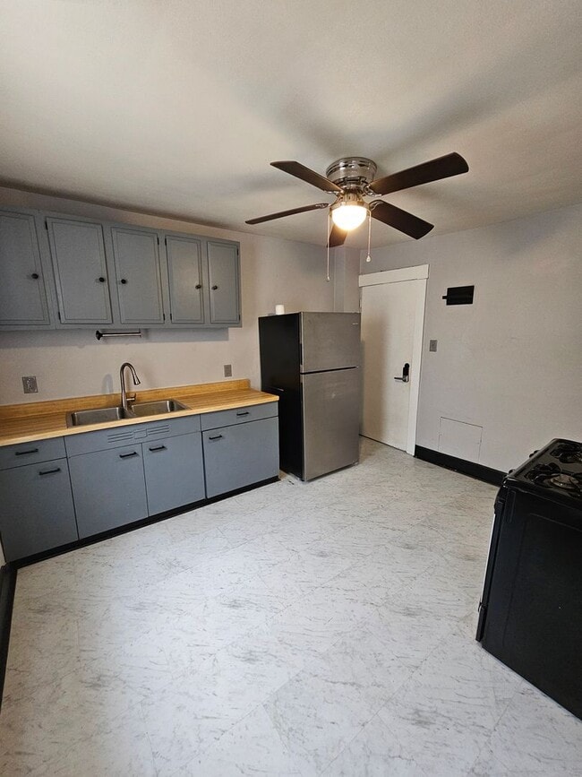 Foto del edificio - 48th,W.3664