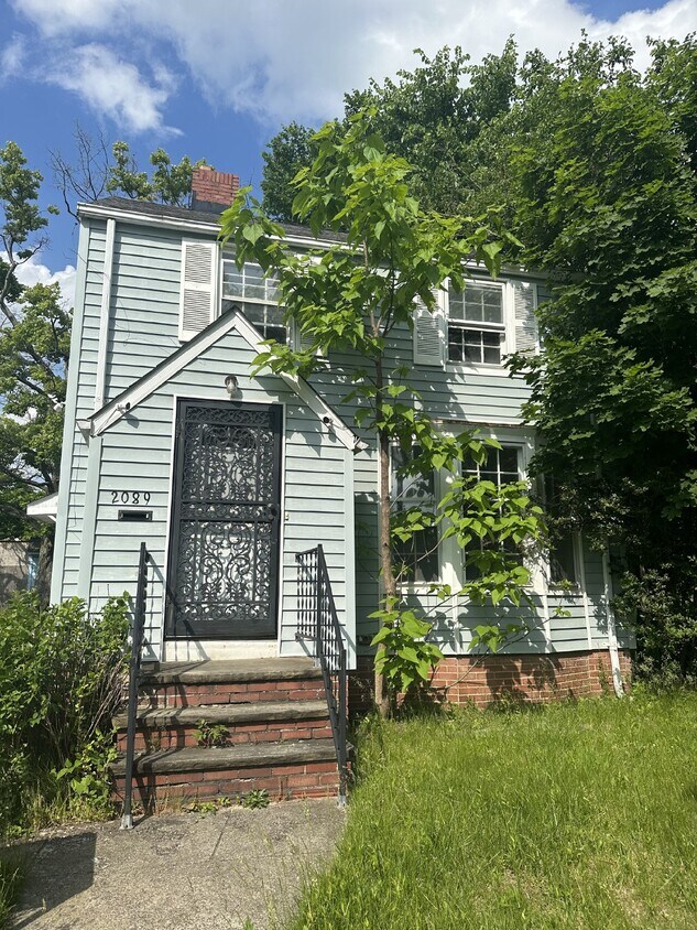 Primary Photo - 3 Bedroom 1 Bath in East Cleveland