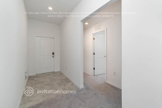 Building Photo - 4268 Palatina Way