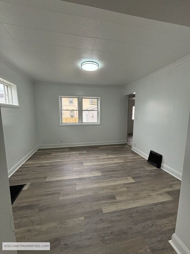 Primary Photo - Fully Remodeled Home: 3-Bedroom, 1 Bath wi...