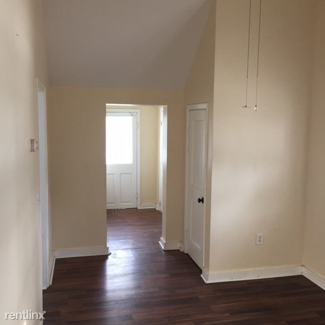 Primary Photo - 1 br, 1 bath Apartment - 272 W 14th St
