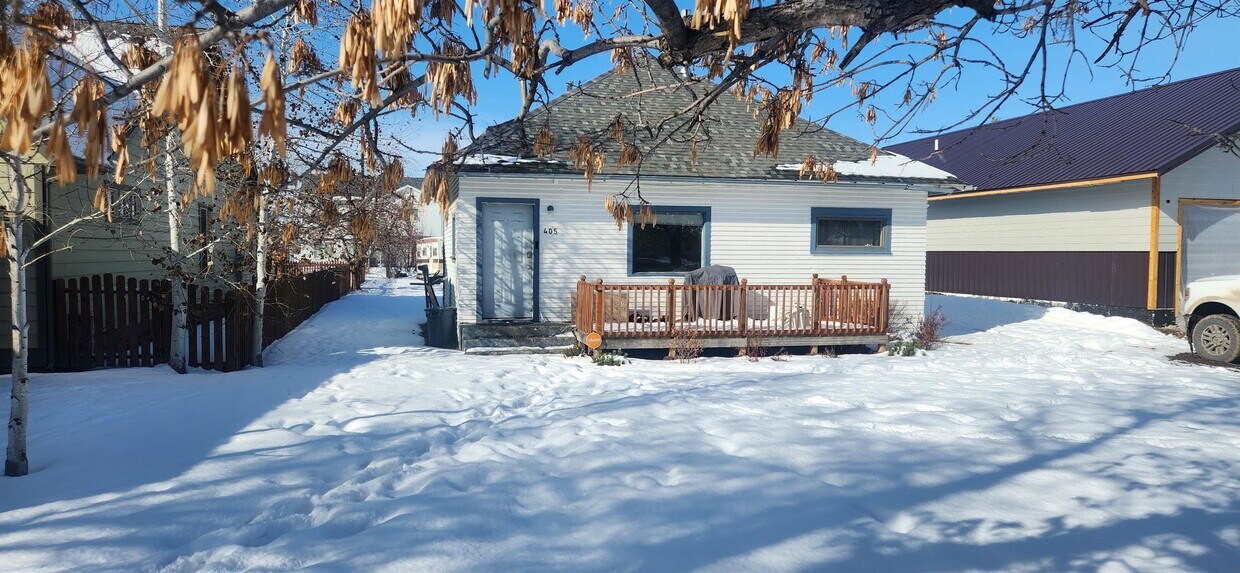 Primary Photo - 405 N Quaw Blvd