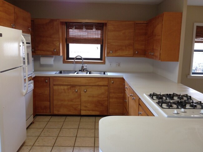 Foto del edificio - 2217 W 5th Ave