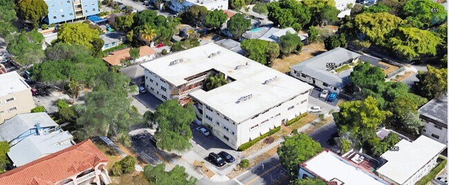 Foto del edificio - 1958 Monroe St
