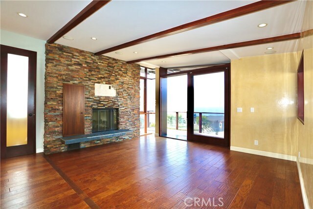 Building Photo - 2753 Solana Way