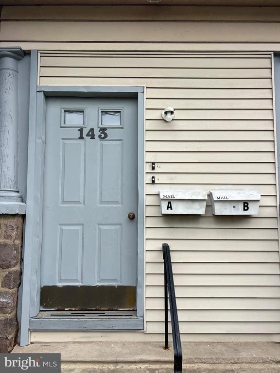 Building Photo - 143 E Moreland Ave
