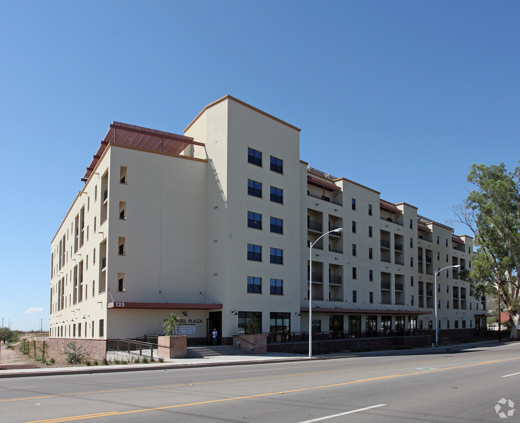 Primary Photo - Sentinel Plaza