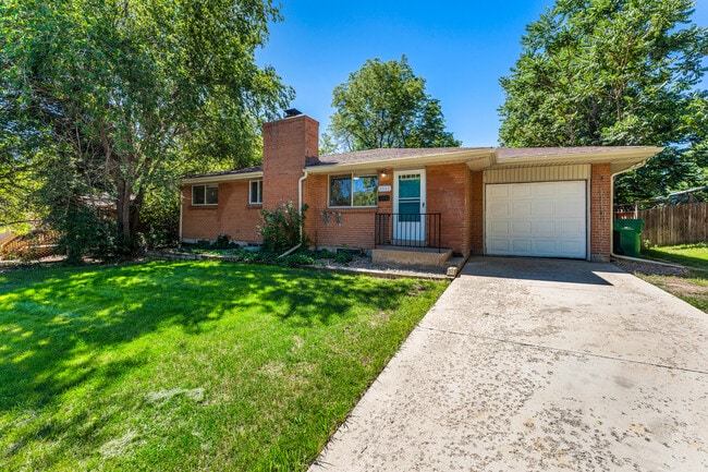 Photo - 3512 W Berry Dr House