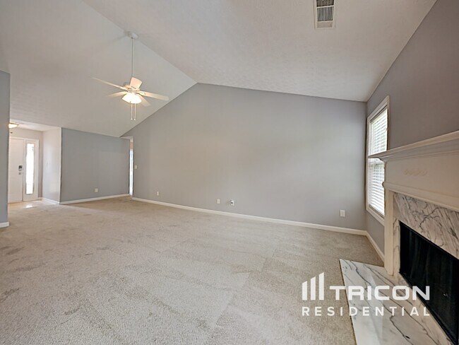 Foto del edificio - 326 Penfield Cir