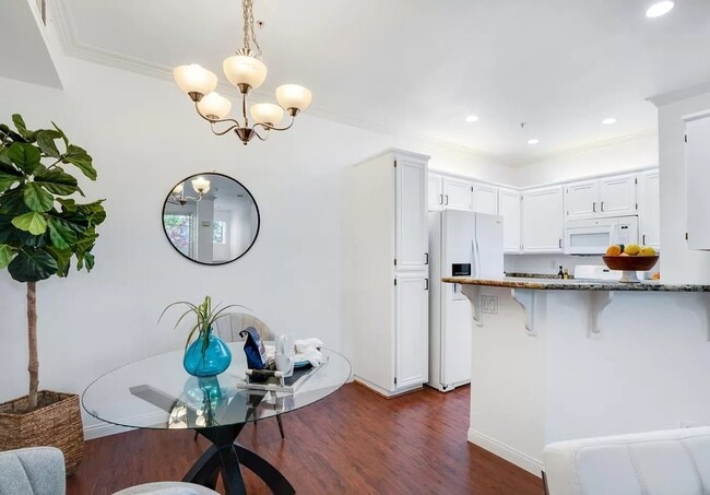 Building Photo - Secure, Clean & Ready