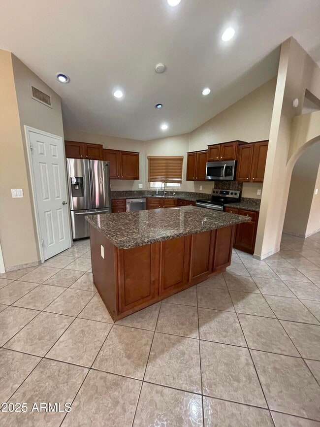 Building Photo - 3443 E Tonto Ln