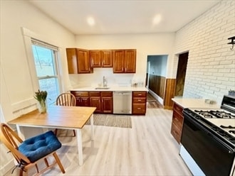 Foto del edificio - 16 Stanford Ter