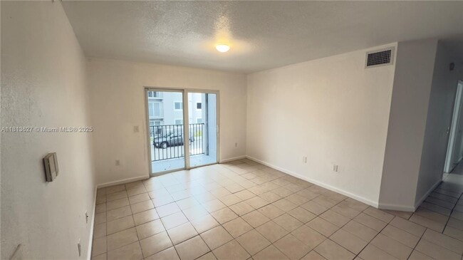 Building Photo - 15430 SW 284th St